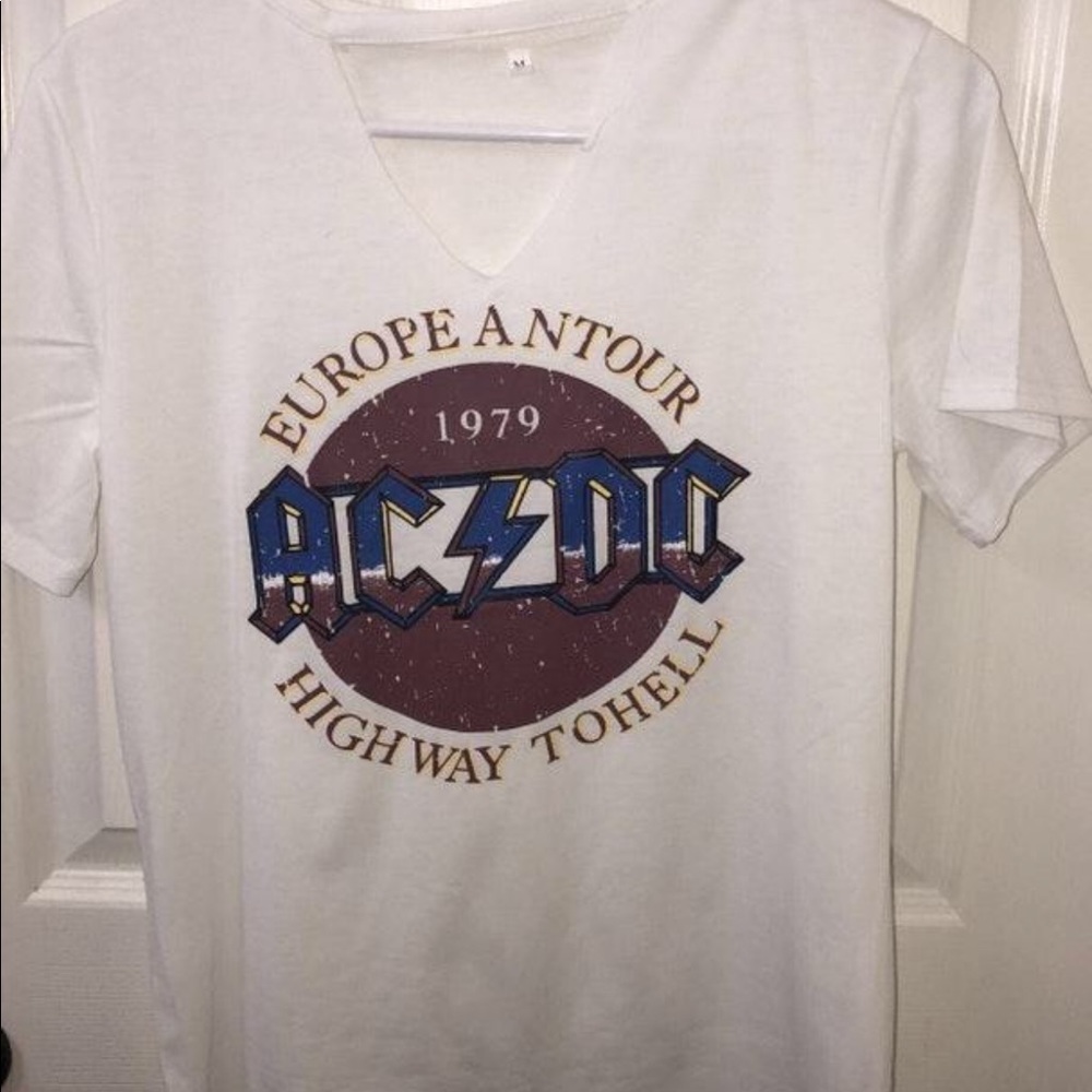 band tee